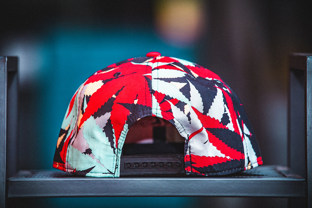 Bright Canna Cap snapbacks