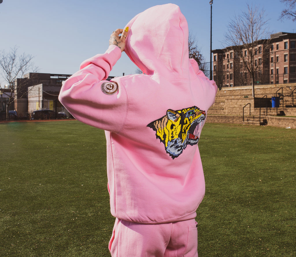 Tiger-back Hoodie Sweatsuit (entire set)